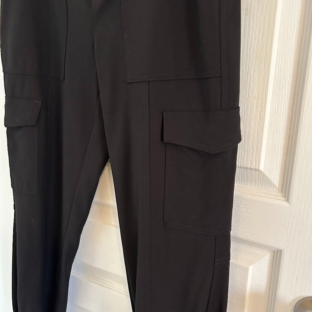 Banana Republic Tailored Barrell Cargo Pant Sz 2 - Black